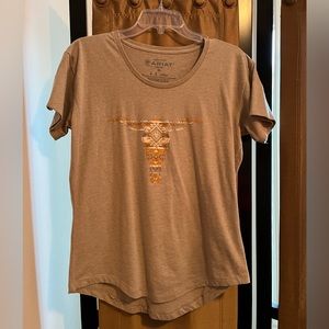 Worn 2 times. Ariat cotton polyester tee shirt